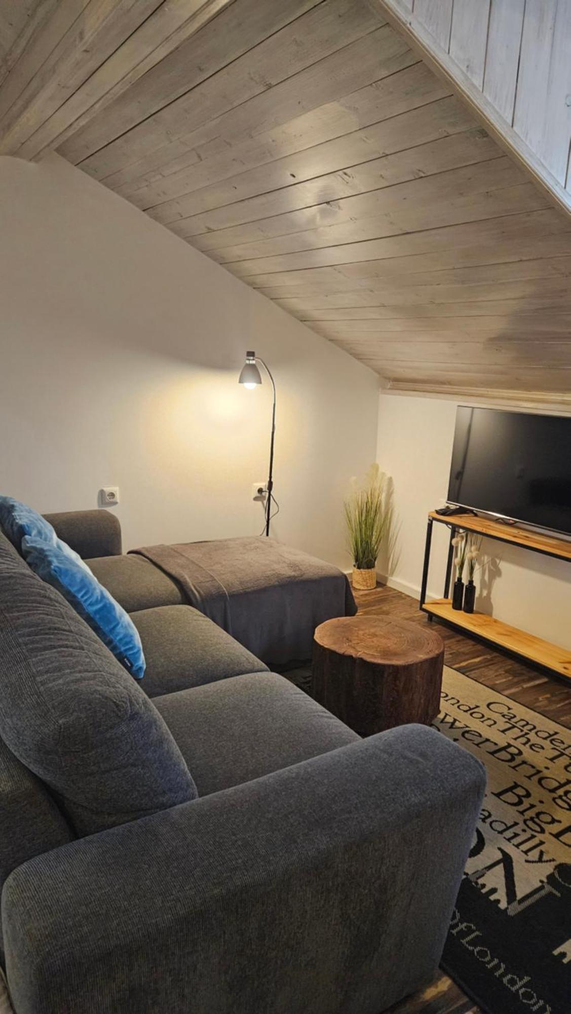 Studio Apartman Gradna Samobor Exterior foto